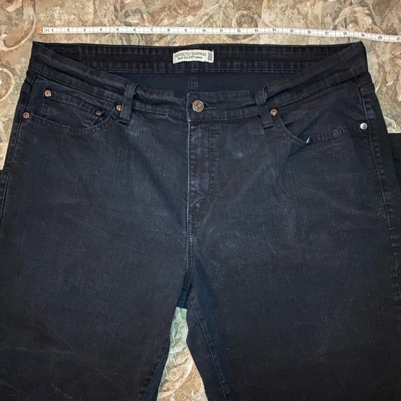 Levi’s 512 Perfectly Shaping Boot Cut Women’s Black Jeans size 22W - Picture 3 of 3